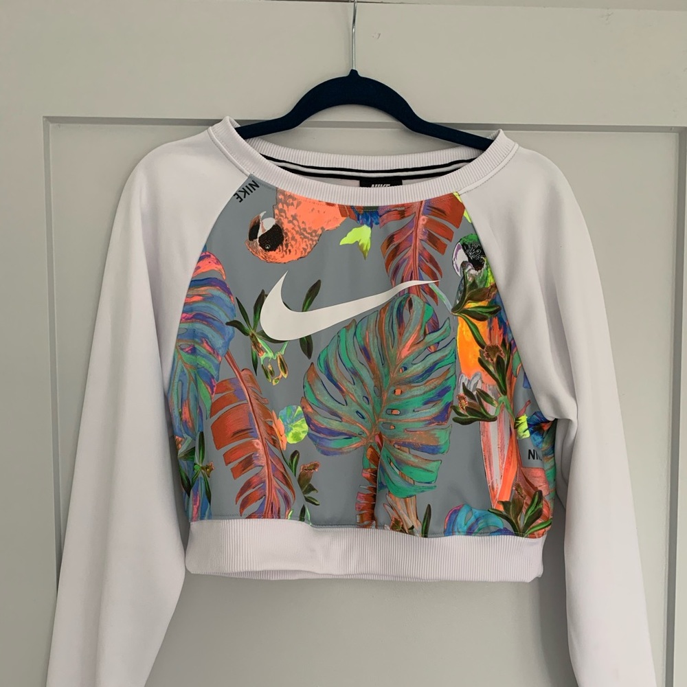 Nike Crop top long sleeve sweatshirt - tropical parrots